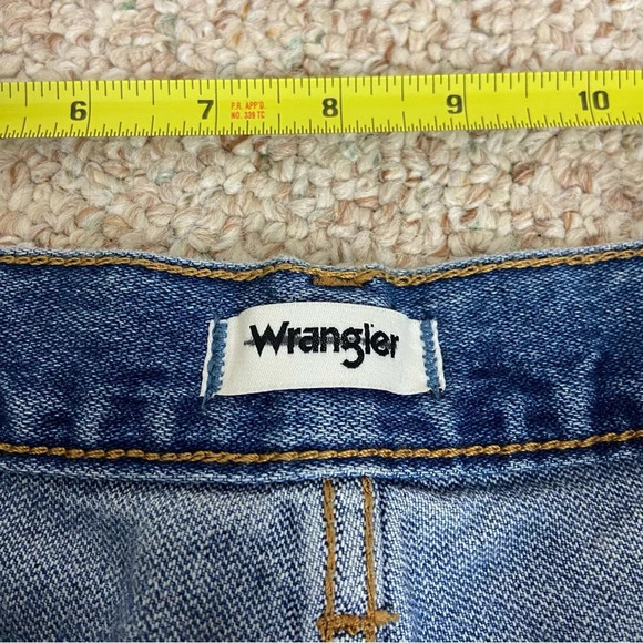 New! Wrangler Wild West 603 High Rise Straight Jean NWT 17016 - Picture 8 of 13